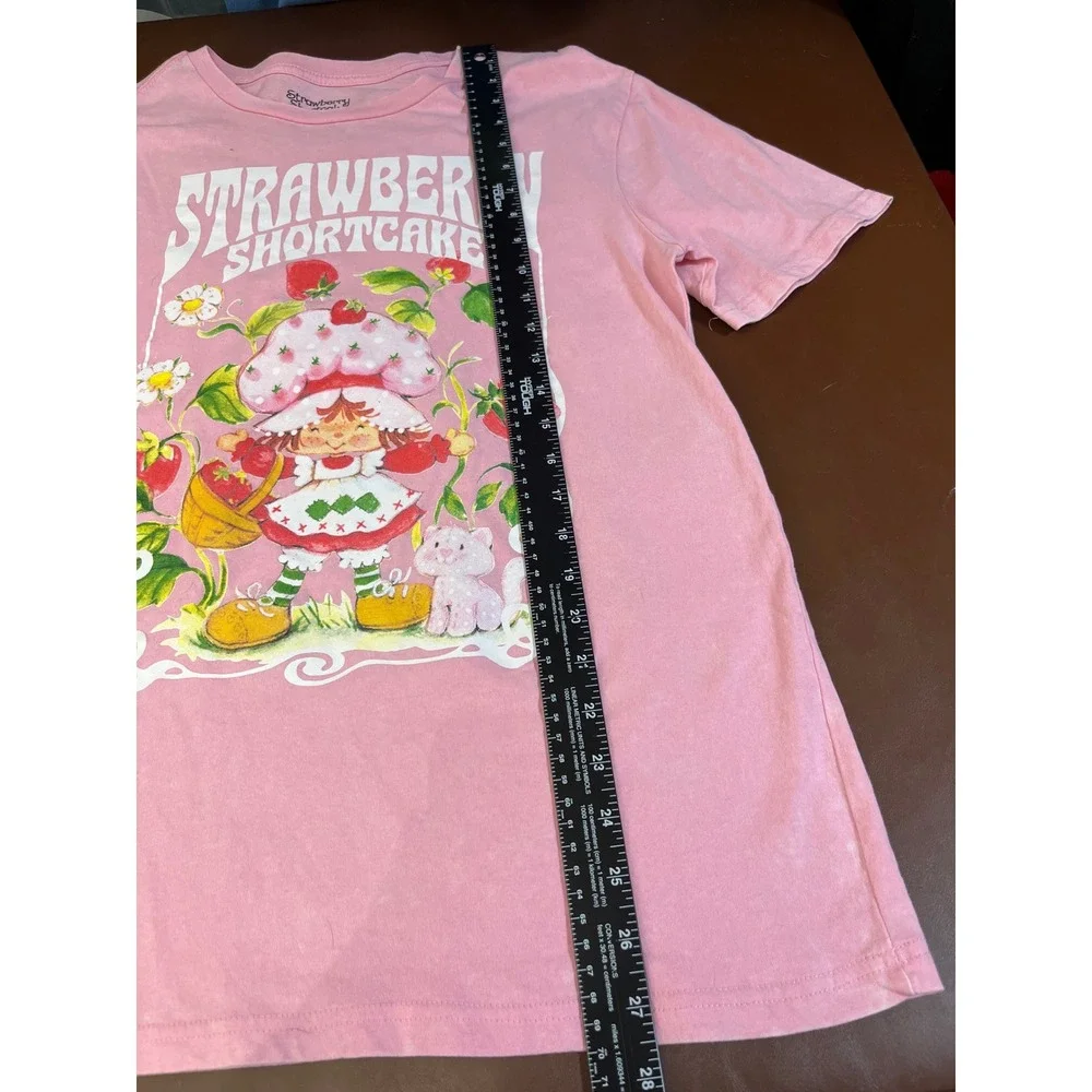 Strawberry Shortcake‎ Pink Graphic Tee Retro Cartoon Short Sleeve Shirt Small